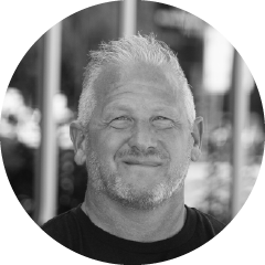 Tom Glanzer headshot